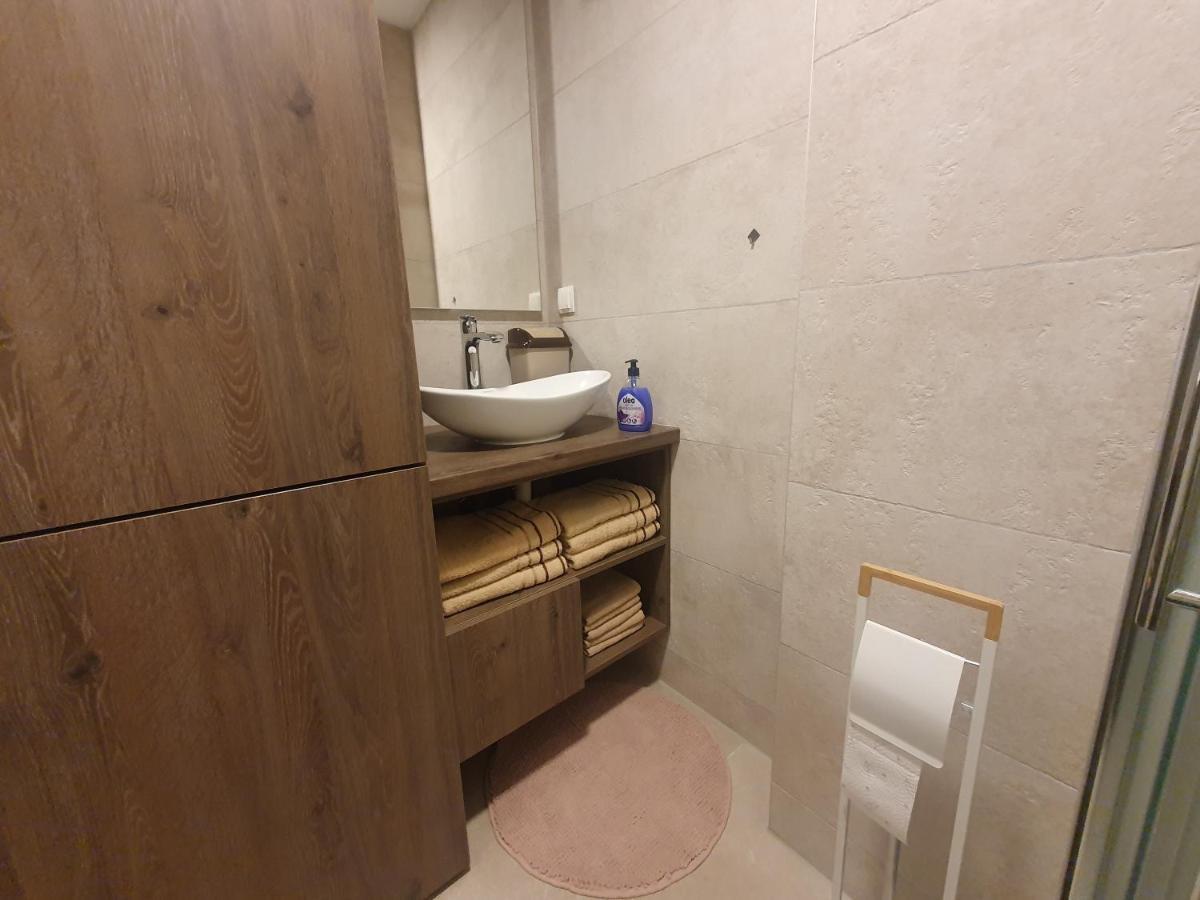 Bjelasnica Tuzlaks Apartment -Sauna-Free Parking المظهر الخارجي الصورة